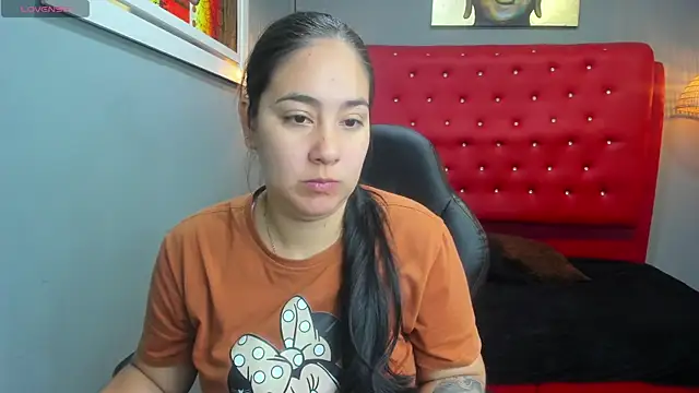 lizzaxs online show from March 19, 2025, 12:56 pm