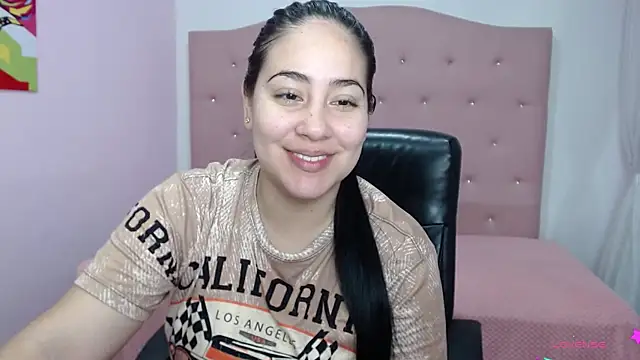 lizzaxs online show from October 1, 2025, 11:49 am