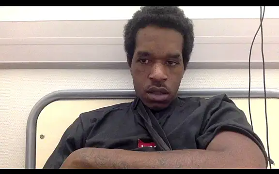 Snapshot of POPAYE972 chatting on October 29, 2025, 8:43 pm POPAYE972 online show from October 29, 2025, 8:43 pm