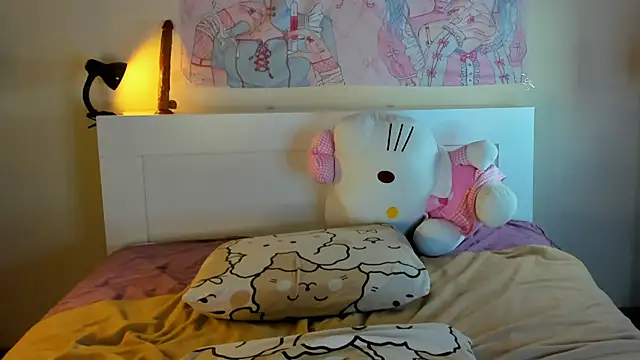 kuraii1  online show from December 14, 2024, 3:18 am