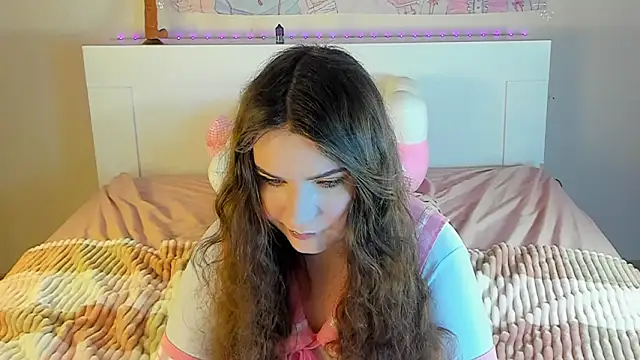 kuraii1  online show from February 8, 2025, 5:51 am