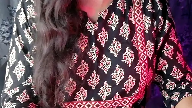 Snapshot of SexyAndHottie chatting on July 12, 2026, 5:26 pm SexyAndHottie online show from July 12, 2026, 5:26 pm