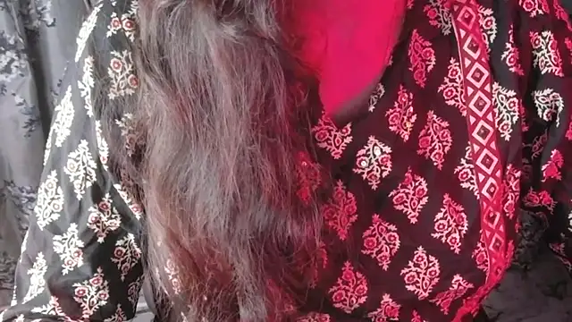 Snapshot of SexyAndHottie chatting on July 21, 2026, 6:54 pm SexyAndHottie online show from July 21, 2026, 6:54 pm