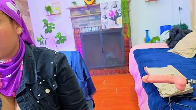 dulce celeste15 online show from February 24, 2026, 1:42 pm