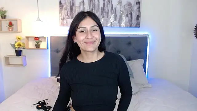 mia aira online show from January 23, 2025, 8:56 pm