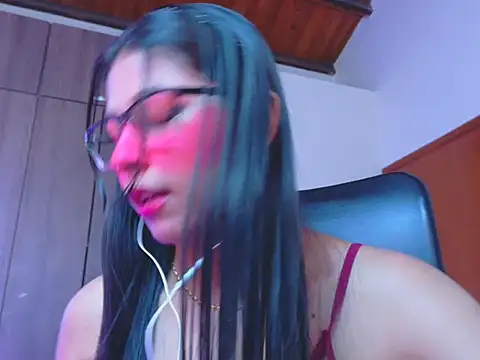  ALLYSON18  online show from March 5, 2026, 12:45 pm