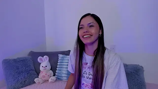 Snapshot of Brisa_blue chatting on November 14, 2025, 4:38 pm Brisa blue online show from November 14, 2025, 4:38 pm