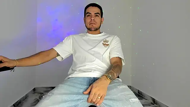 Snapshot of mikee_scooth chatting on February 27, 2026, 5:35 pm mikee scooth online show from February 27, 2026, 5:35 pm