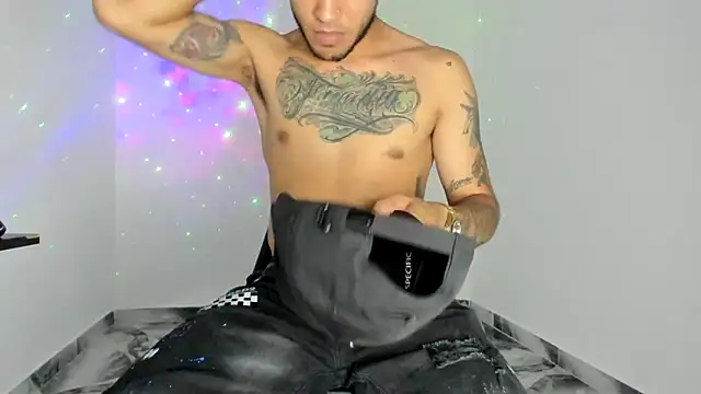 mikee scooth online show from May 12, 2026, 8:17 pm