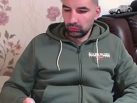 Leo 1617 online show from April 7, 2026, 7:14 pm