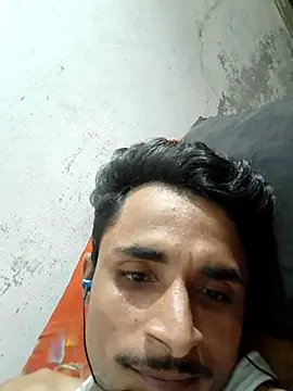 Snapshot of vkhotboy143 chatting on October 5, 2025, 7:01 pm vkhotboy143 online show from October 5, 2025, 7:01 pm