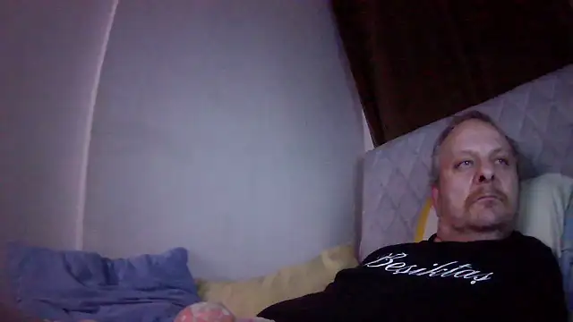 Snapshot of amylrmm1903 chatting on July 27, 2026, 9:22 pm amylrmm1903 online show from July 27, 2026, 9:22 pm