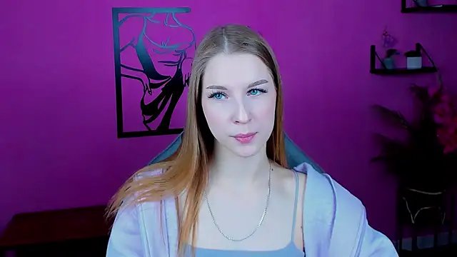 CuteMousee online show from December 9, 2024, 5:40 am