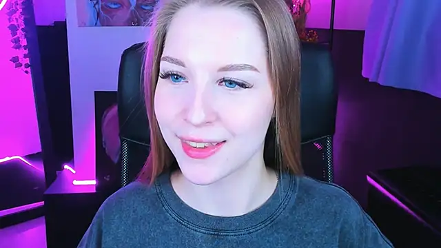 CuteMousee online show from December 12, 2024, 8:57 am