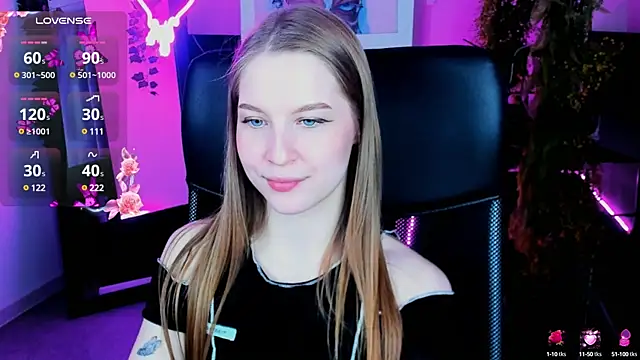 CuteMousee online show from February 25, 2025, 2:44 pm