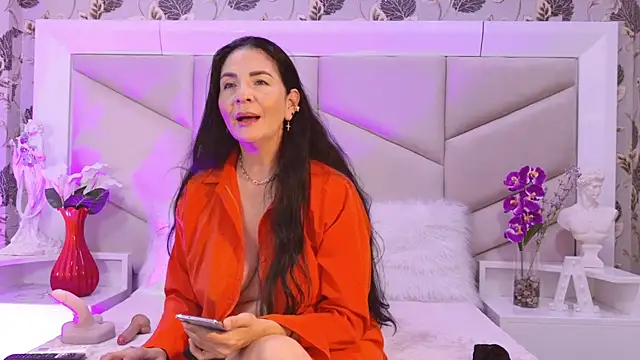 AlizonMoreti online show from February 7, 2026, 1:15 pm