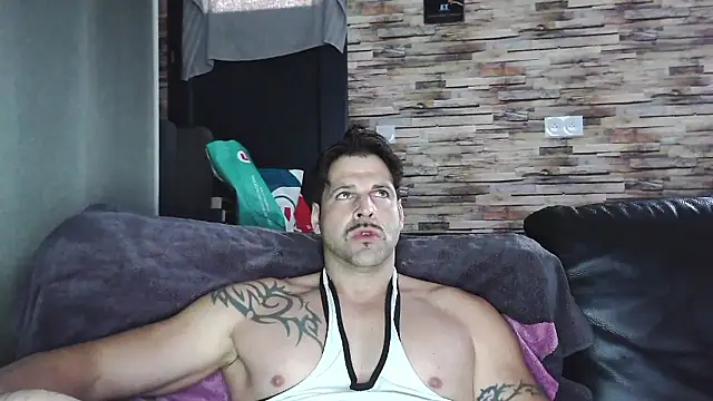 XxBigboybandxX online show from January 18, 2026, 4:22 pm