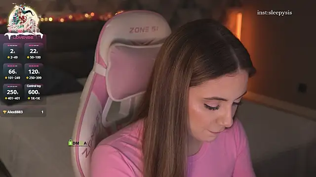 Snapshot of Sleepy_SIS chatting on January 21, 2025, 4:16 pm Sleepy SIS online show from January 21, 2025, 4:16 pm