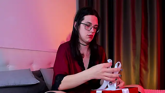 Alfreda Mills online show from February 7, 2025, 3:01 am