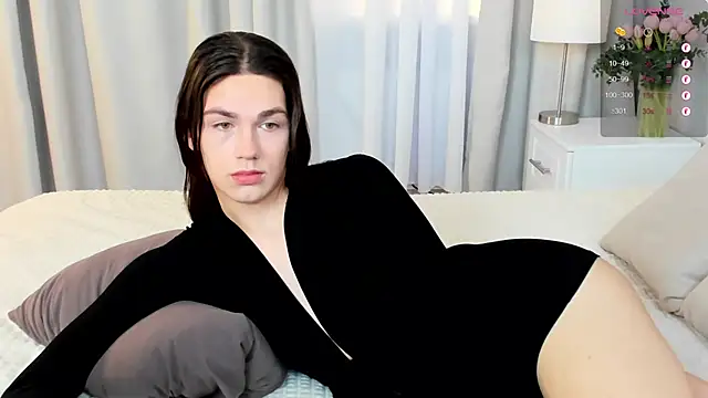 Alfreda Mills online show from November 8, 2025, 10:48 am