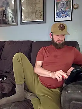 Icebearsticlese online show from April 26, 2026, 4:10 am