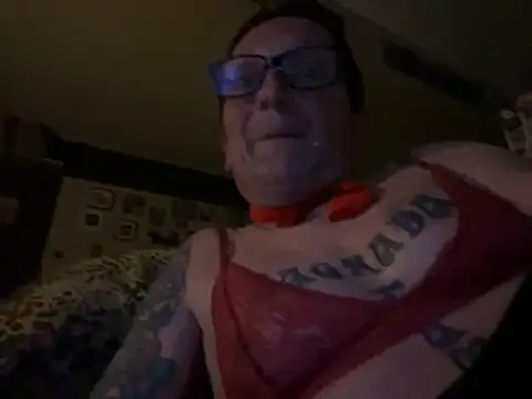 Ladyluve online show from March 23, 2026, 3:21 am