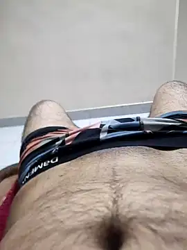 virginat32 online show from December 3, 2024, 2:58 am