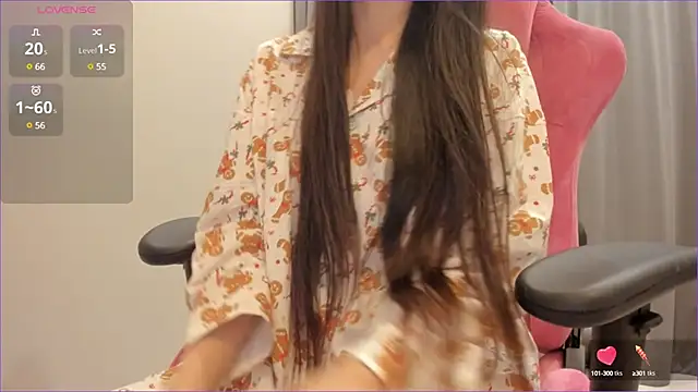 sweetiebunny22 online show from December 30, 2024, 4:29 pm