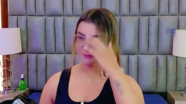 ZoehRoux online show from November 30, 2025, 4:05 am