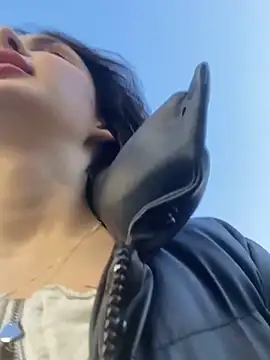 Snapshot of SandraCarter chatting on January 9, 2025, 8:03 am SandraCarter online show from January 9, 2025, 8:03 am