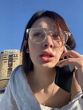 Snapshot of SandraCarter chatting on January 9, 2025, 11:03 am SandraCarter online show from January 9, 2025, 11:03 am