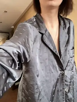 Snapshot of SandraCarter chatting on February 5, 2025, 11:02 am SandraCarter online show from February 5, 2025, 11:02 am