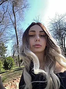 Snapshot of SandraCarter chatting on March 7, 2025, 11:07 am SandraCarter online show from March 7, 2025, 11:07 am