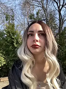 Snapshot of SandraCarter chatting on March 10, 2025, 7:10 am SandraCarter online show from March 10, 2025, 7:10 am