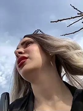 Snapshot of SandraCarter chatting on March 14, 2025, 7:15 am SandraCarter online show from March 14, 2025, 7:15 am