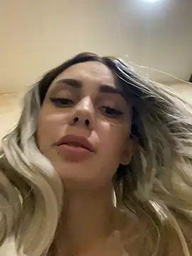 Snapshot of SandraCarter chatting on March 14, 2025, 2:08 pm SandraCarter online show from March 14, 2025, 2:08 pm