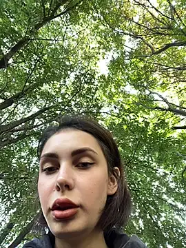 Snapshot of SandraCarter chatting on September 12, 2025, 6:13 am SandraCarter online show from September 12, 2025, 6:13 am