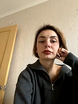 Snapshot of SandraCarter chatting on October 3, 2025, 8:33 am SandraCarter online show from October 3, 2025, 8:33 am