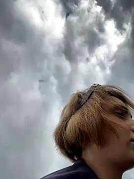 Snapshot of SandraCarter chatting on October 25, 2025, 7:05 am SandraCarter online show from October 25, 2025, 7:05 am