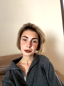 Snapshot of SandraCarter chatting on October 26, 2025, 11:05 am SandraCarter online show from October 26, 2025, 11:05 am