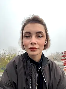 Snapshot of SandraCarter chatting on November 6, 2025, 7:09 am SandraCarter online show from November 6, 2025, 7:09 am