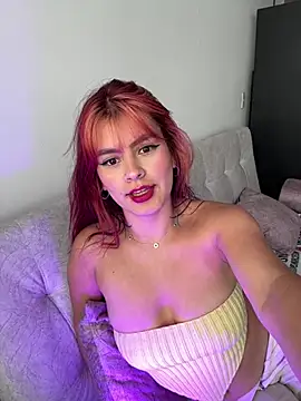 Isa smeraldy online show from July 23, 2026, 8:07 pm