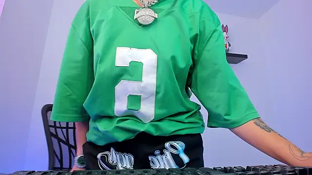 Gangster Girl online show from February 6, 2025, 2:48 pm