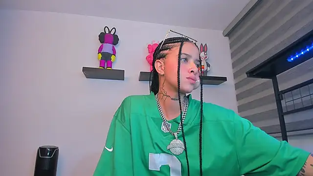 Gangster Girl online show from December 19, 2025, 5:58 am