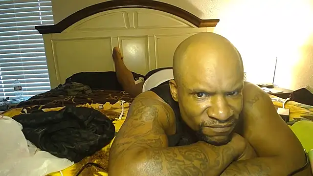 SexxyreddMale online show from March 21, 2025, 10:06 pm