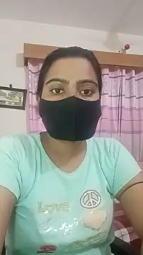 Snapshot of Amisha-2 chatting on June 5, 2026, 12:33 pm Amisha-2 online show from June 5, 2026, 12:33 pm