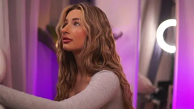 AvaShayy online show from March 2, 2025, 11:09 pm