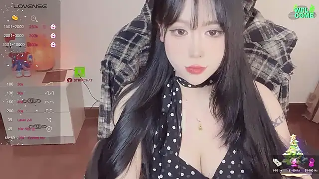 Snapshot of Naixue-520 chatting on February 11, 2025, 5:18 pm Naixue-520 online show from February 11, 2025, 5:18 pm