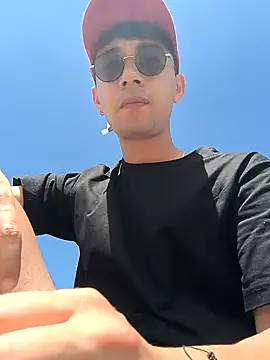 Snapshot of cameron_cum chatting on January 21, 2025, 6:02 pm cameron cum online show from January 21, 2025, 6:02 pm