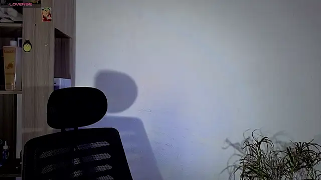 Snapshot of cameron_cum chatting on October 23, 2025, 11:09 am cameron cum online show from October 23, 2025, 11:09 am